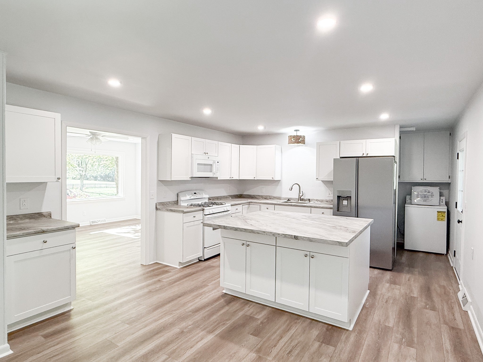 Photo of Listing #3013937