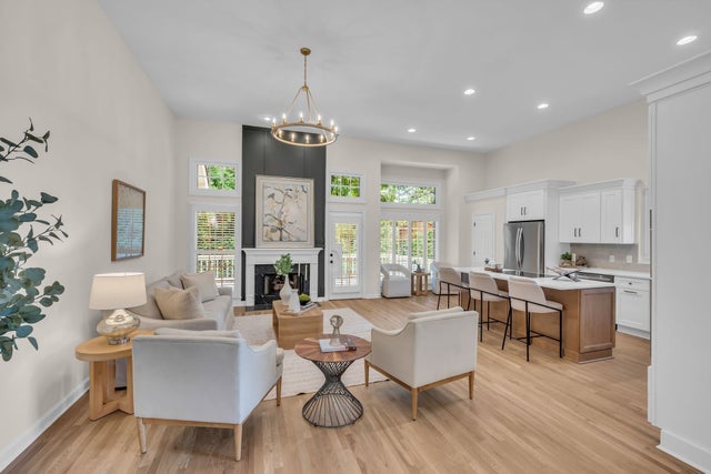 18 Lymington Ct, Brentwood