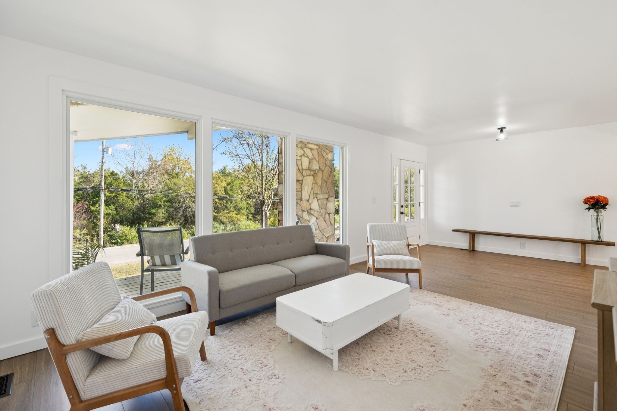 Photo of Listing #3014054