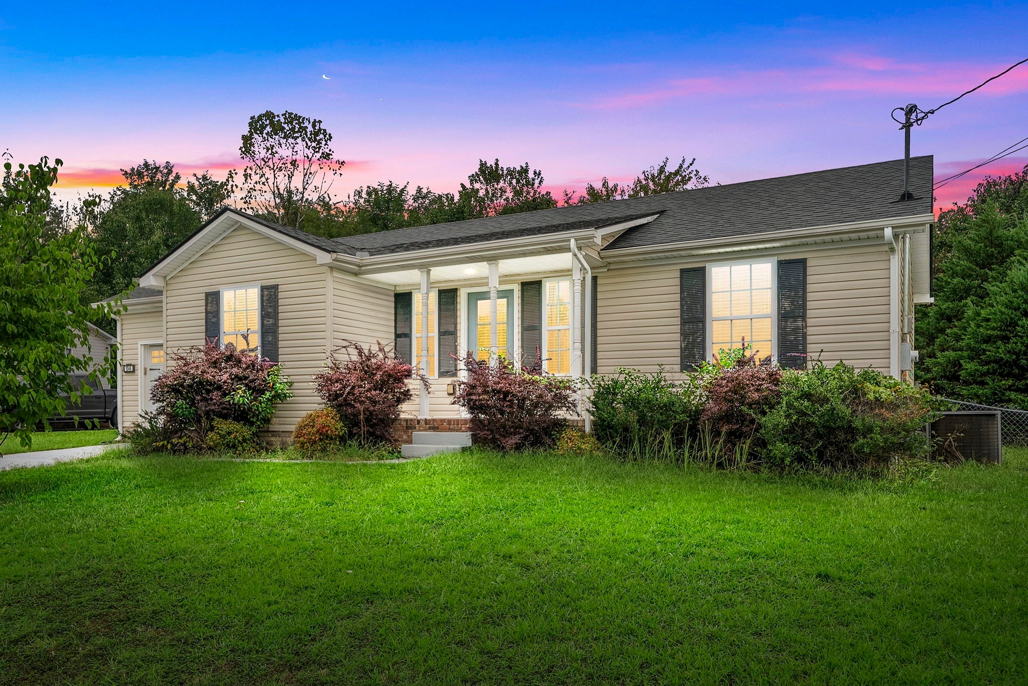 Photo of Listing #3014113