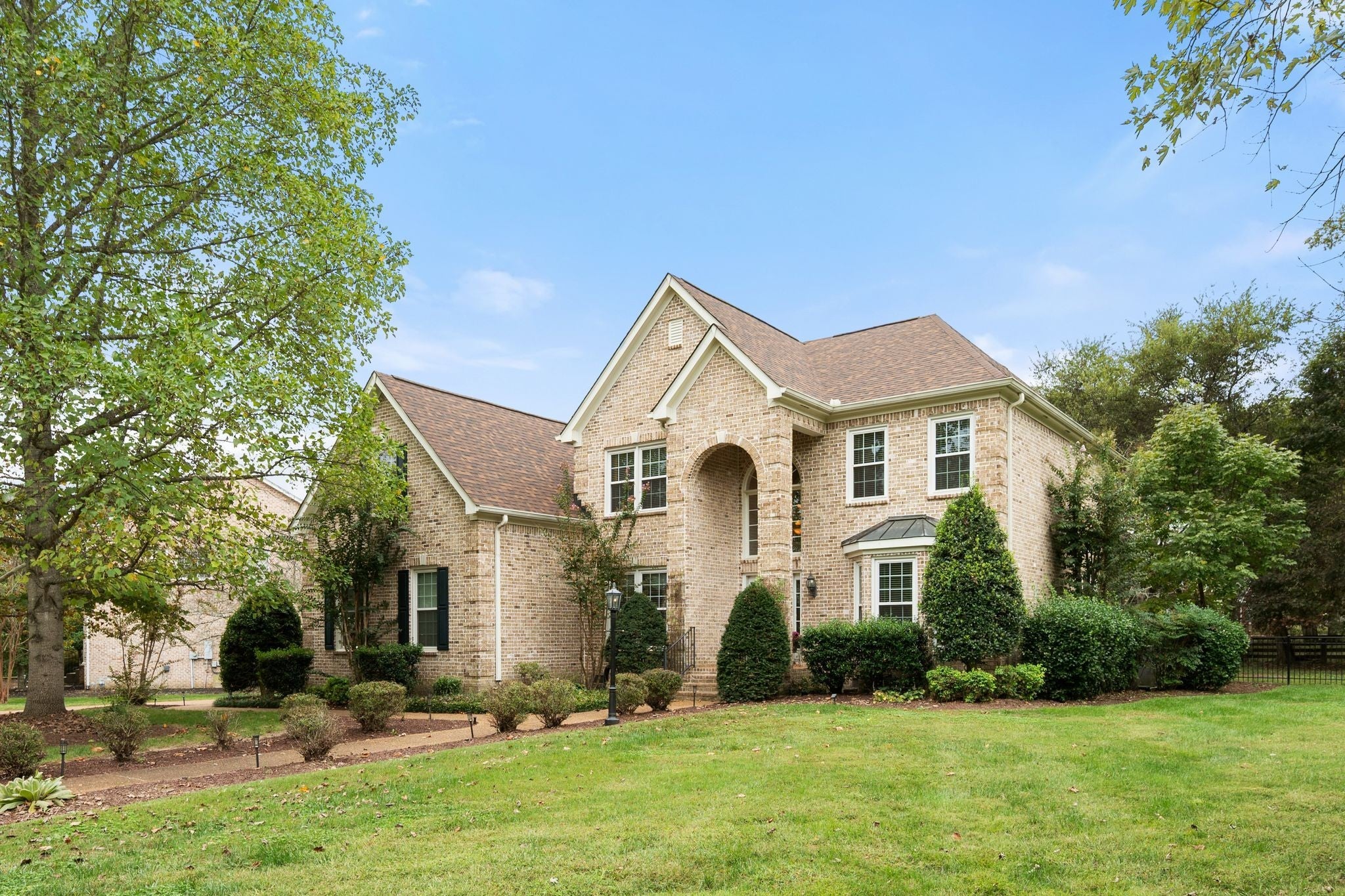 Home for sale in 2201 Brookfield Dr Brentwood, TN