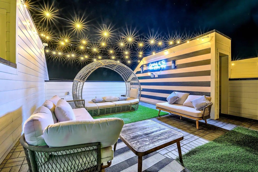 2176 Carson St 21, Nashville