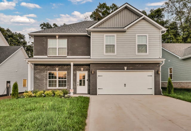 1219 Mourning Cloak Dr, Clarksville