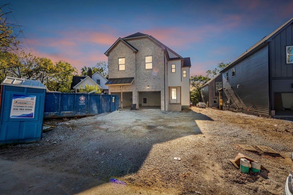 3195a Doak Ave, Nashville