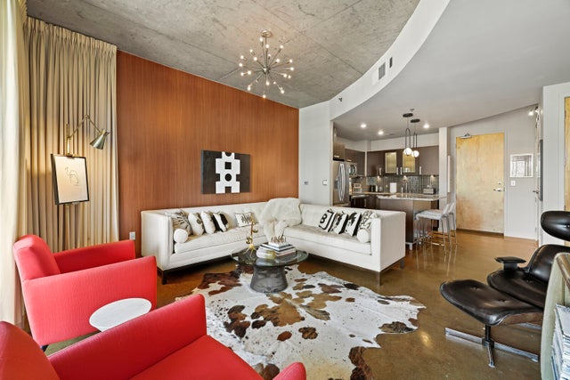 600 12th Ave S 305, Nashville