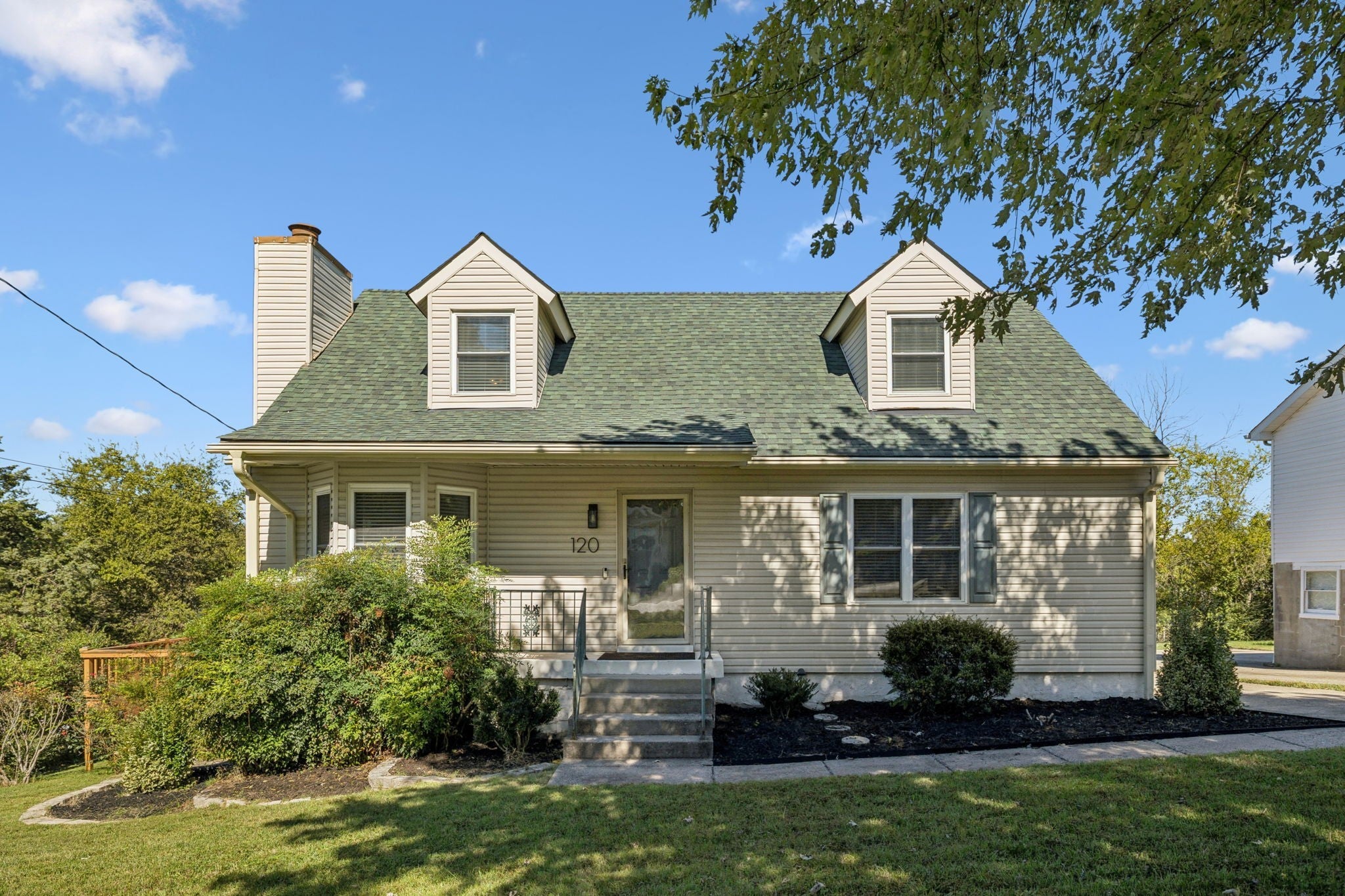 Photo for MLS 3014774 in 120 Stoneridge Pkwy La Vergne, TN - 37086