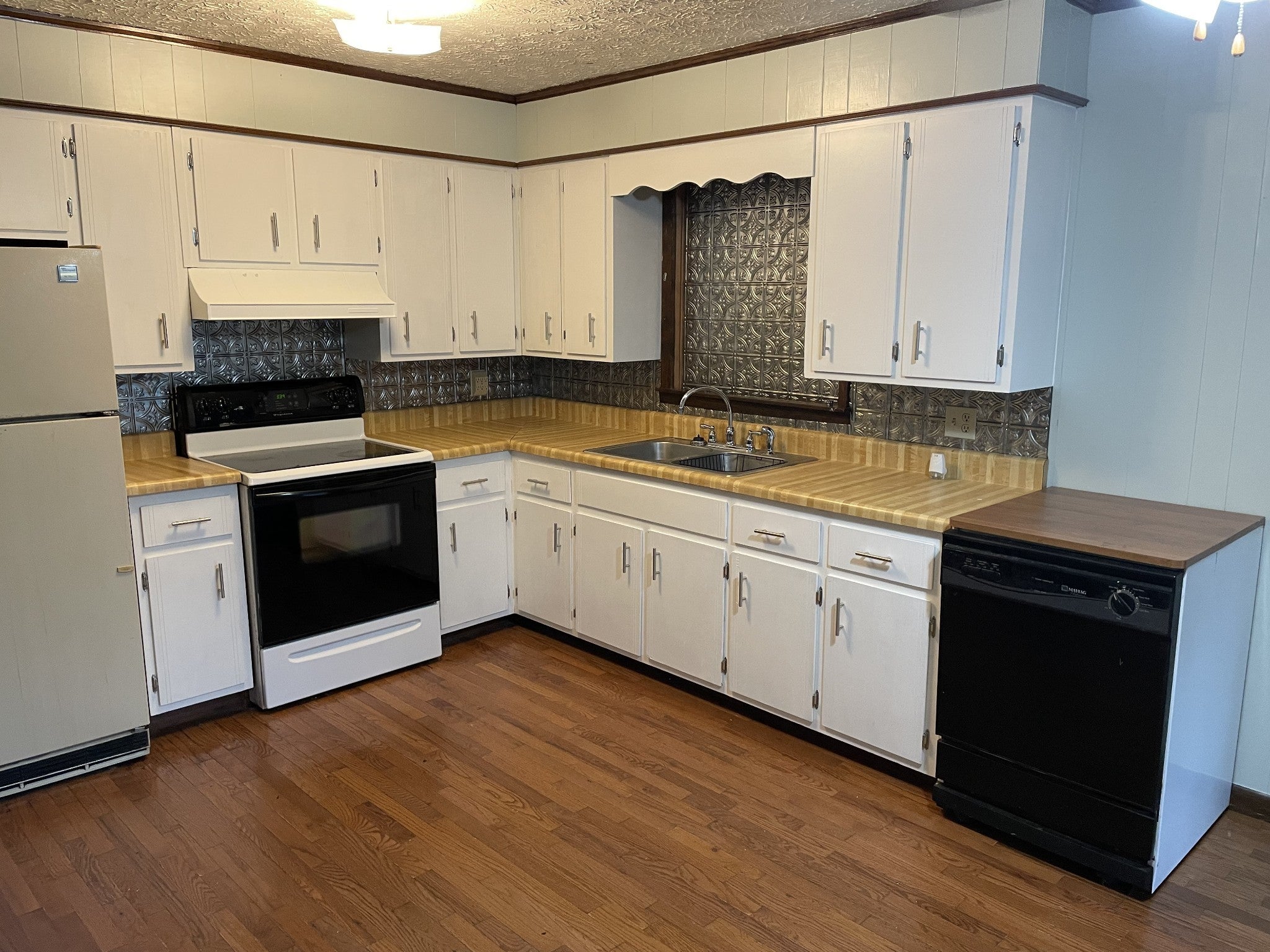 Photo of Listing #3014926