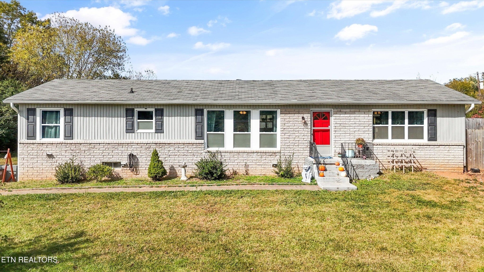 Photo of Listing #3015178