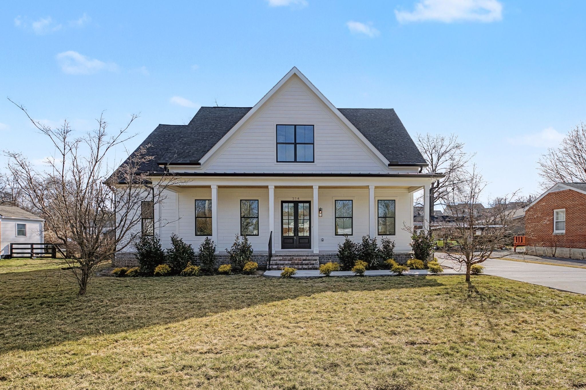 Photo of Listing #3015227