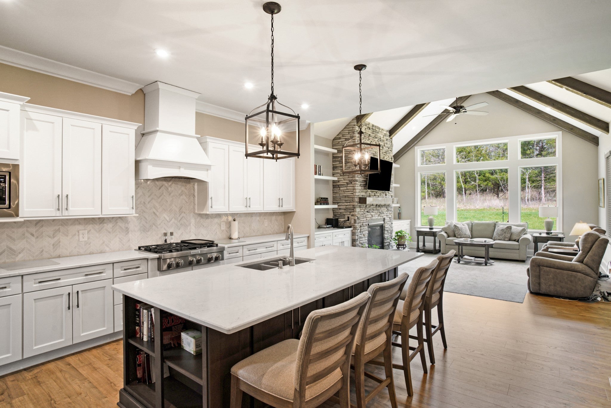 Photo of Listing #3015363