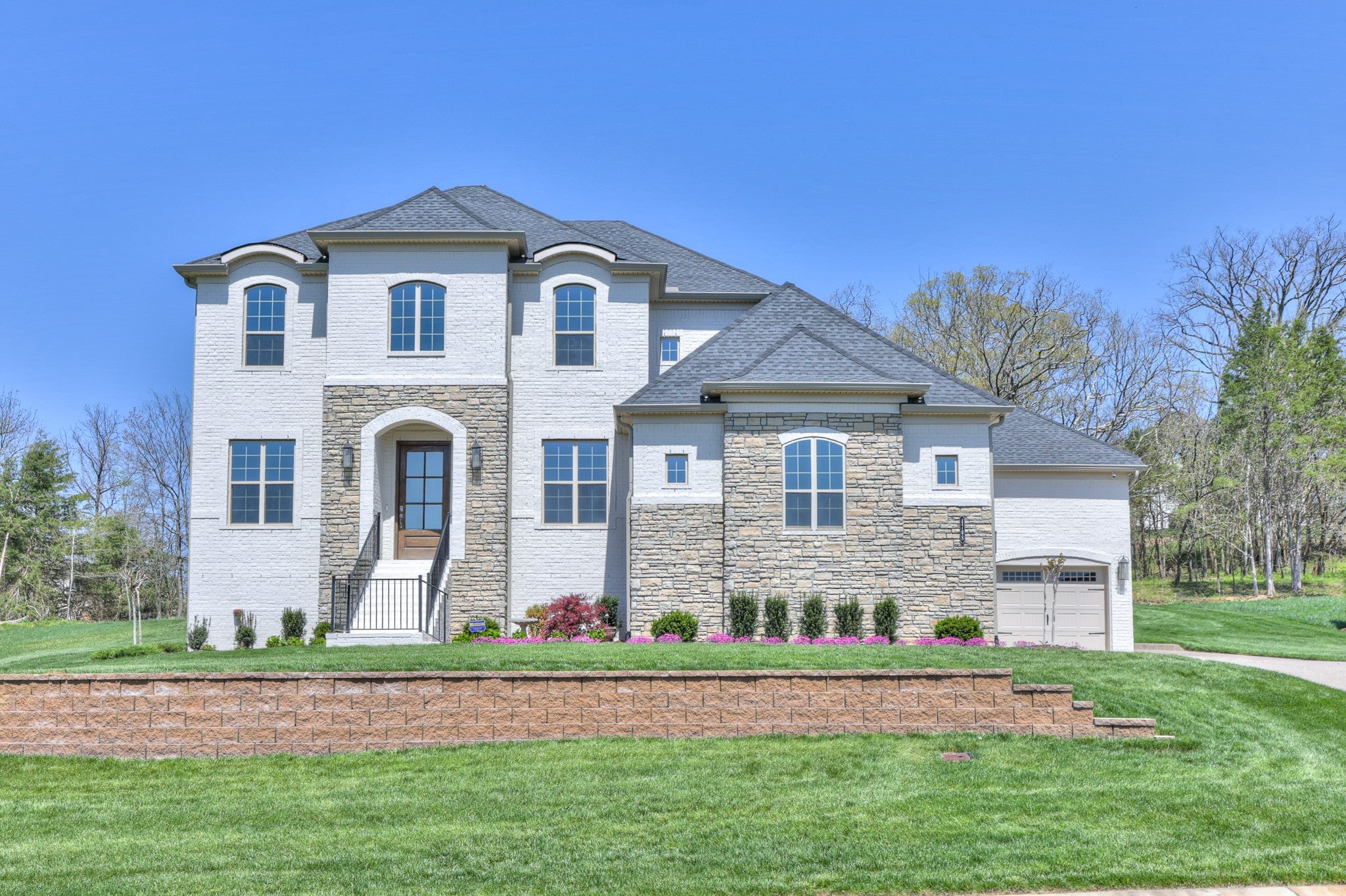 Photo of Listing #3015363