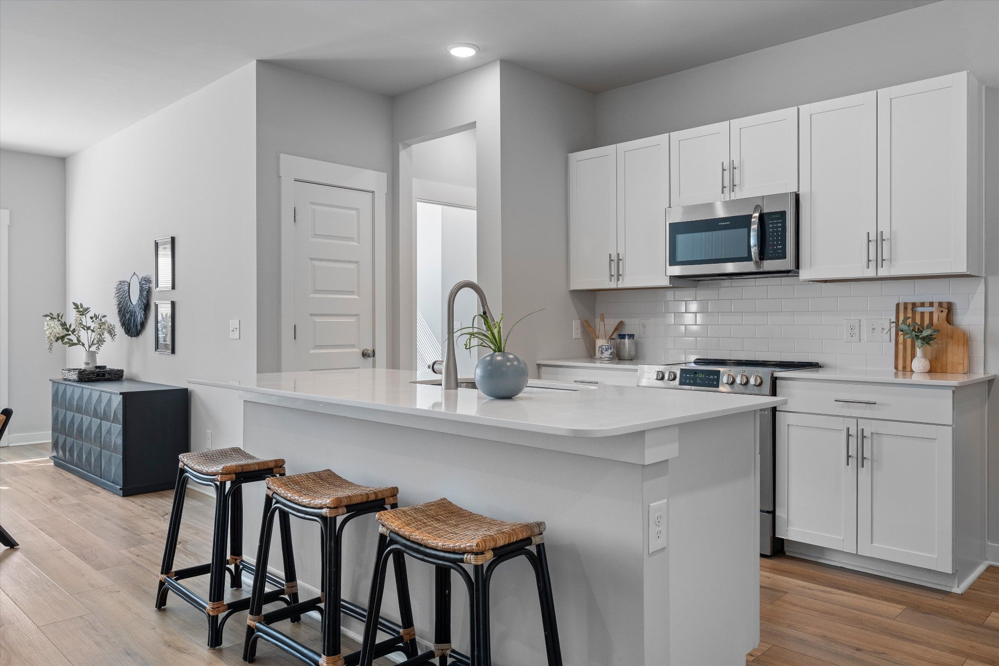 Photo of Listing #3015385