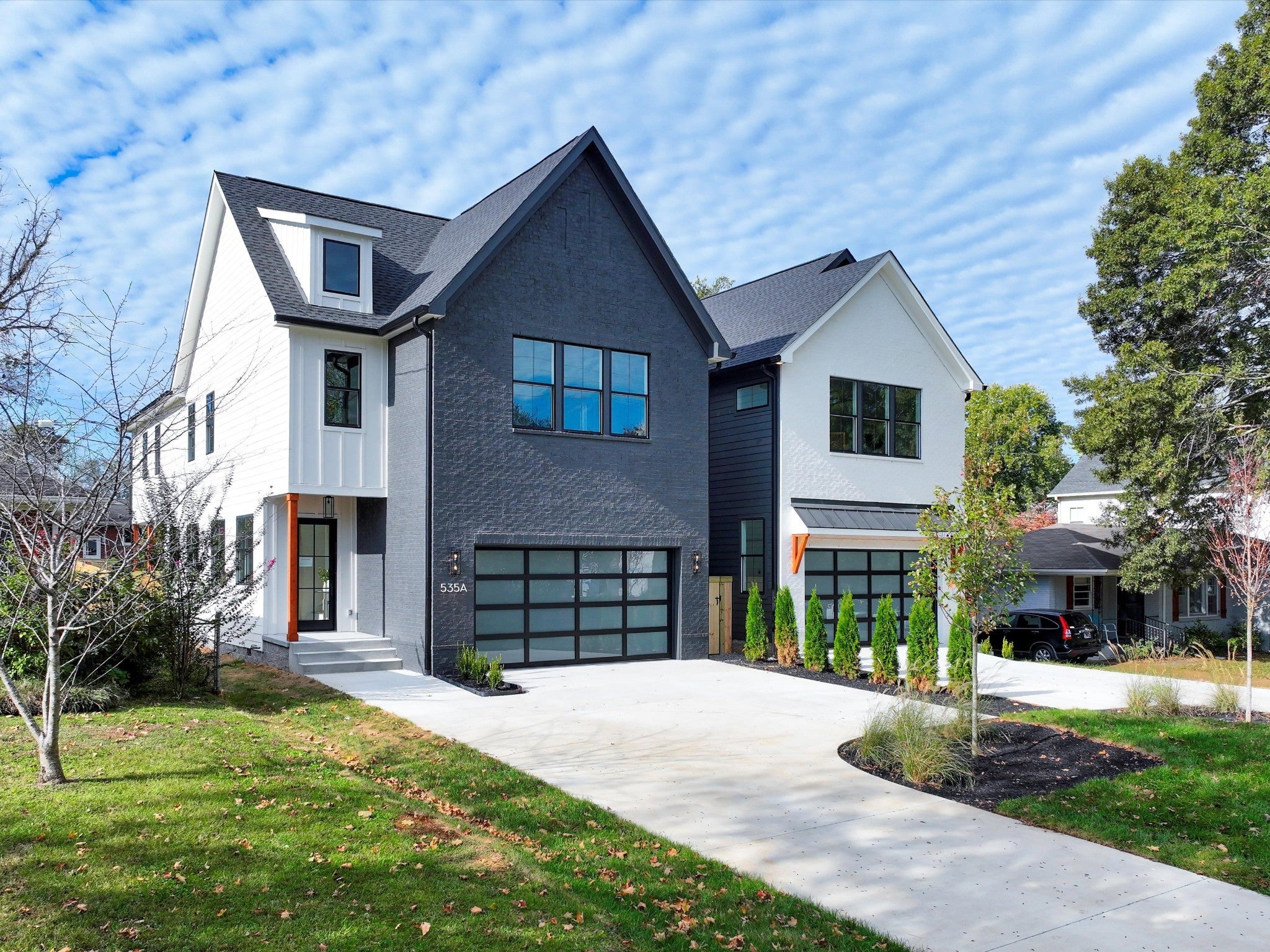 Photo of Listing #3015413