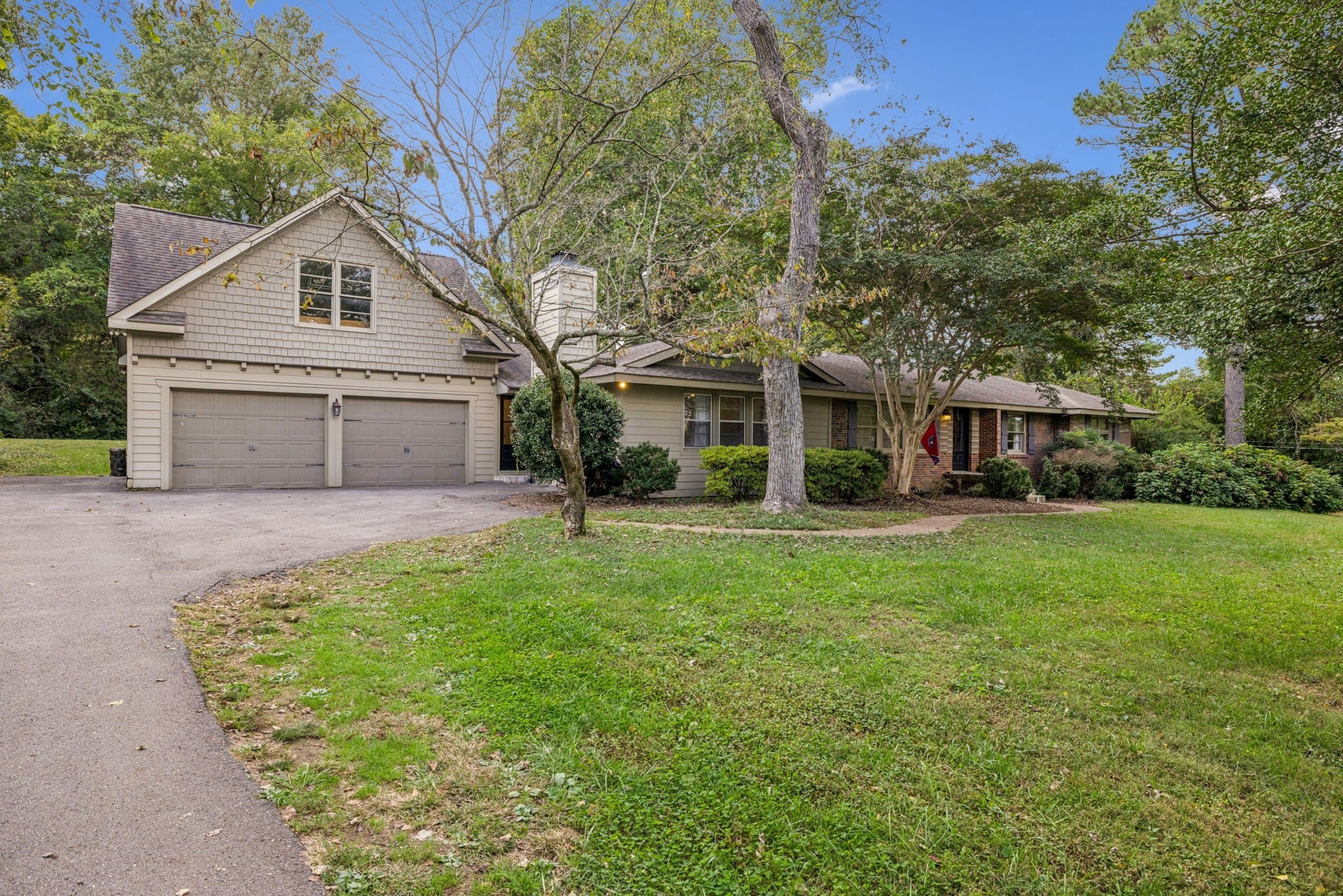 Photo of Listing #3015436