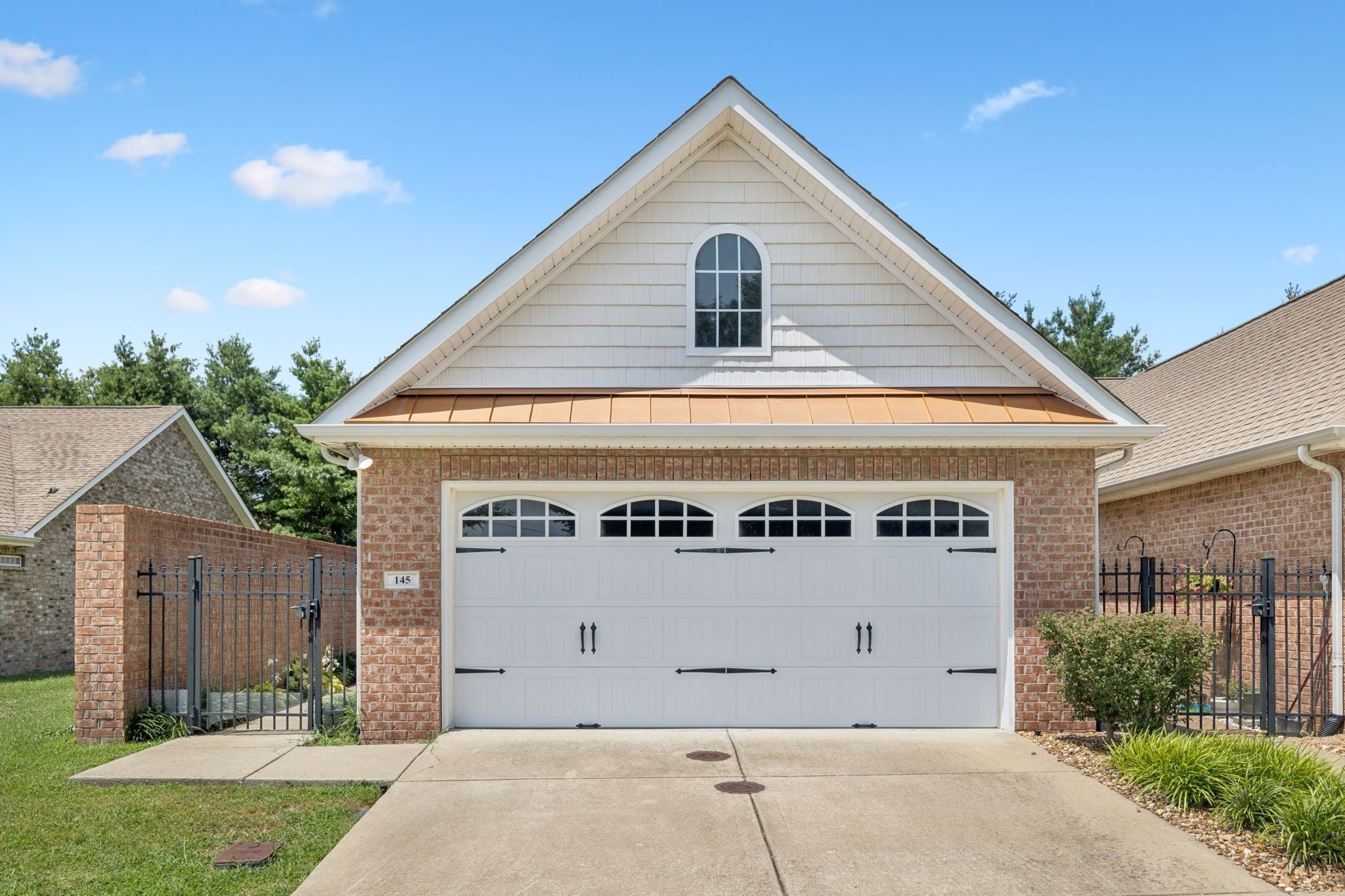 Photo of Listing #3015439
