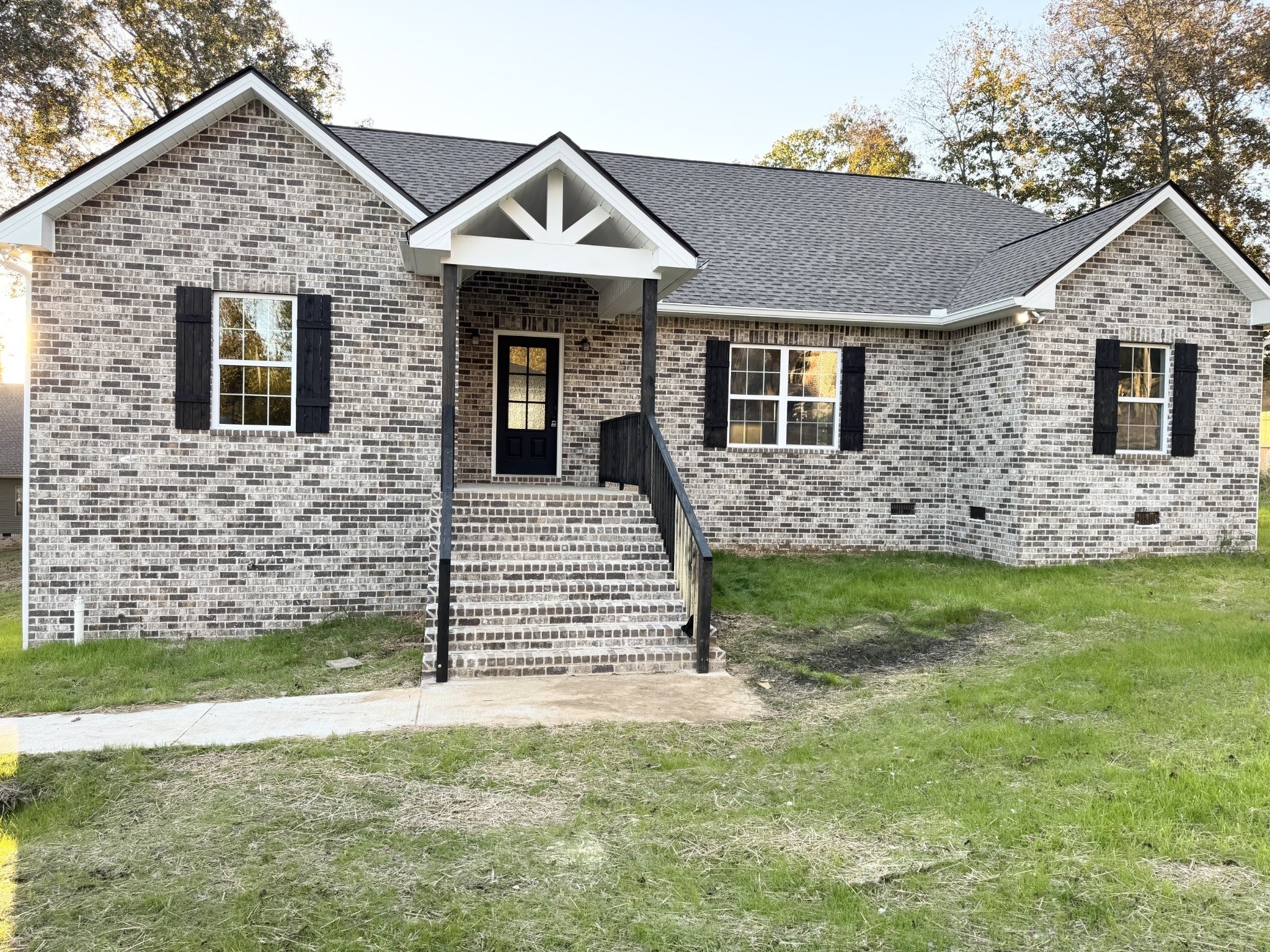 Photo for MLS 3015458 in 85 Acorn Trl Hartsville, TN - 37074