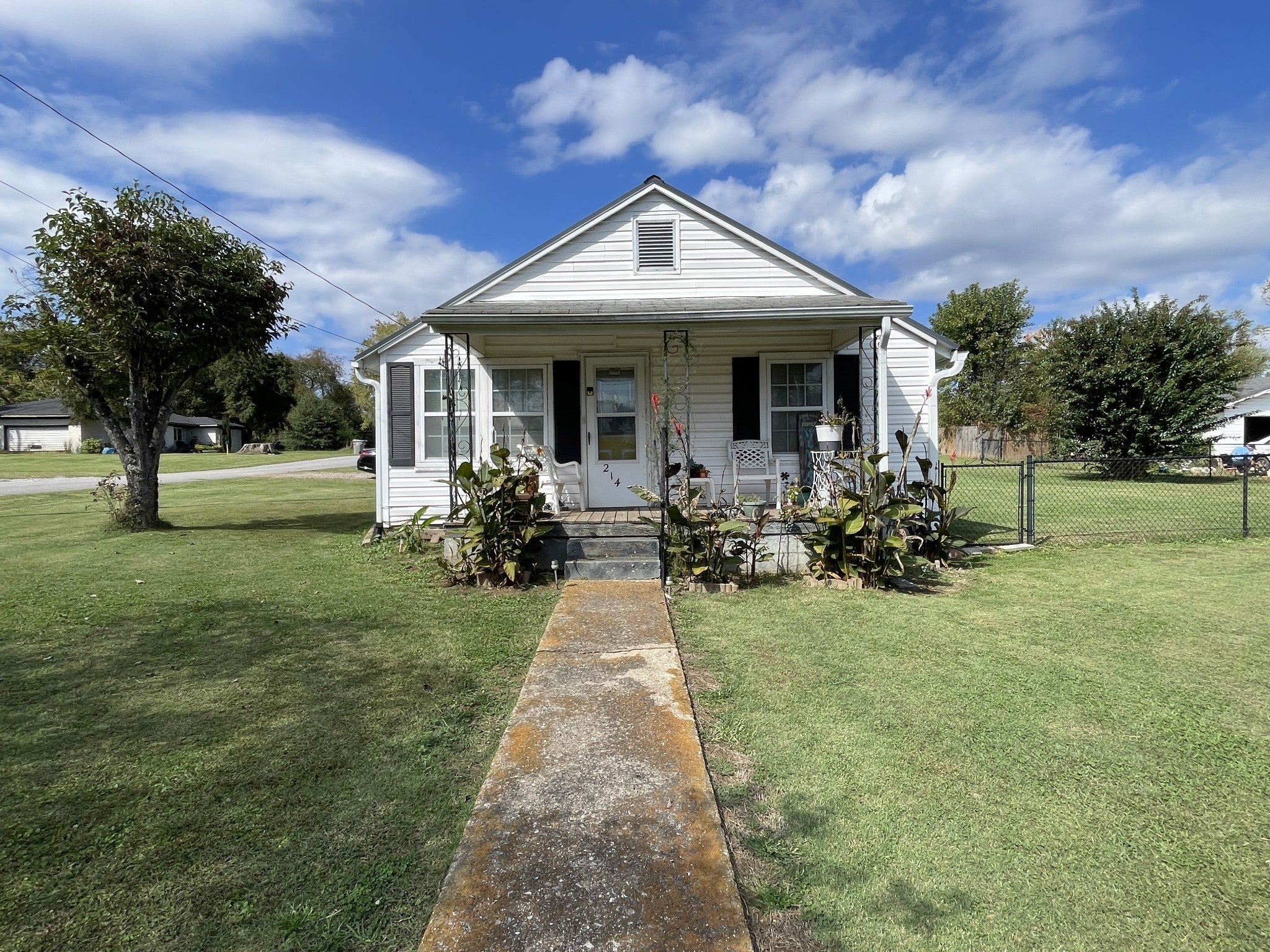 Photo of Listing #3015479