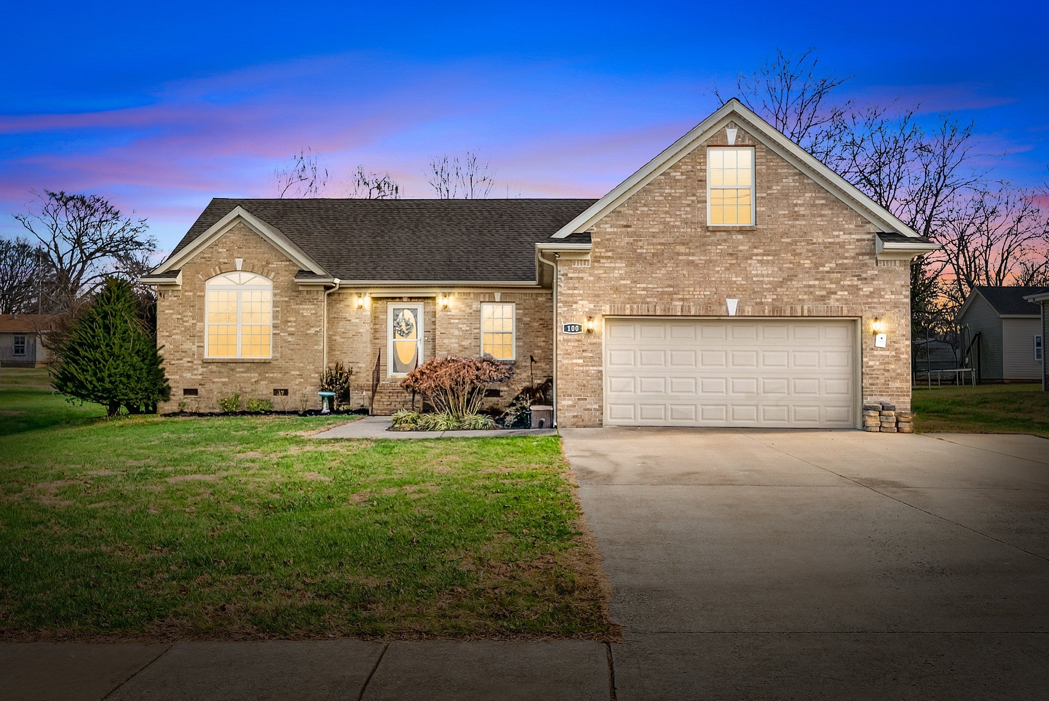 Photo of Listing #3015555