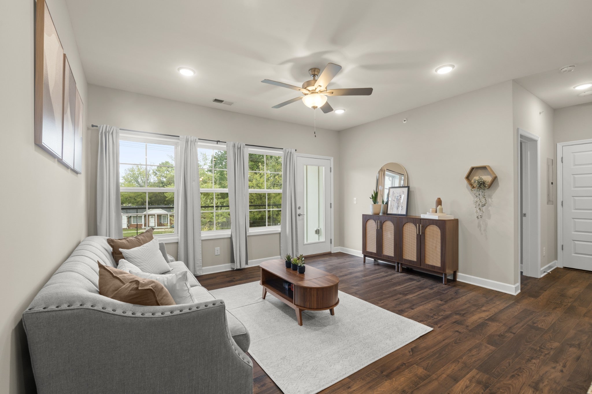 Photo of Listing #3015559