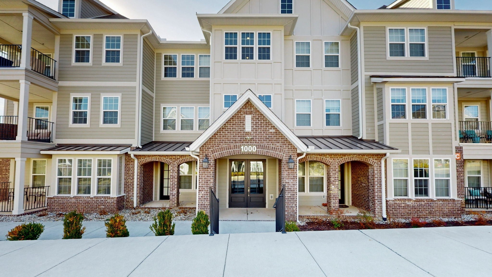 Photo for MLS 3015604 in 1000 Vintage Green Ln 1206 Franklin, TN - 37064