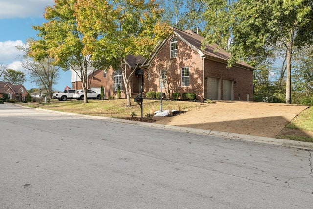 4909 John Hagar Rd, Hermitage