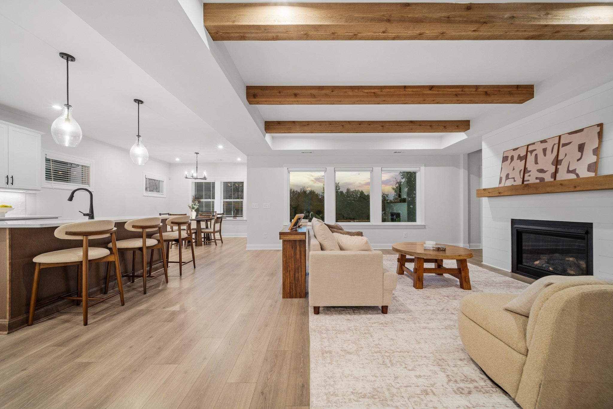 Photo of Listing #3015692