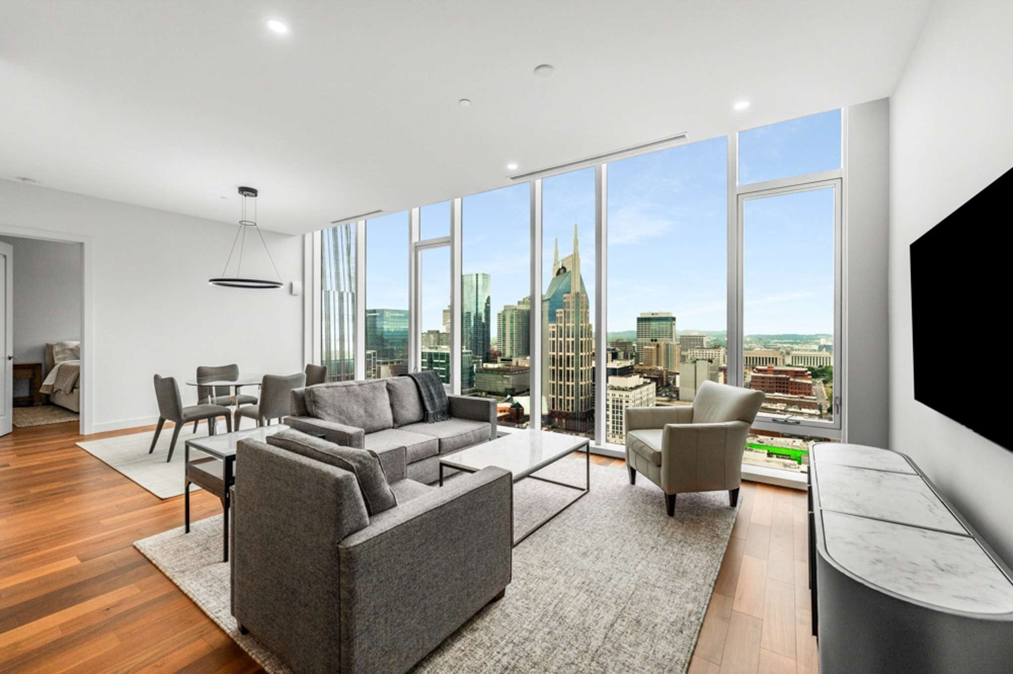 Photo of Listing #3015836