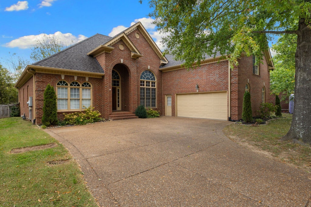 250 Sontag Dr, Franklin