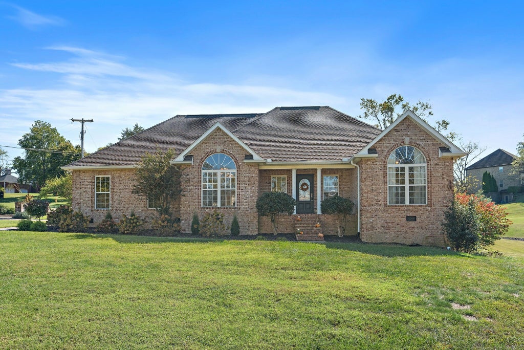 262 Bayhill Dr, Gallatin