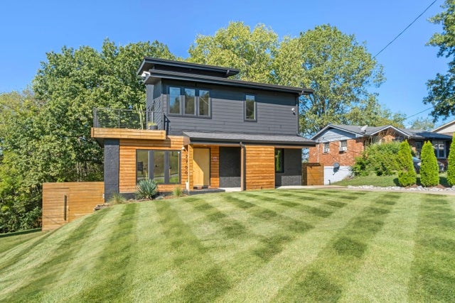 2700 Oakwood Ave, Nashville