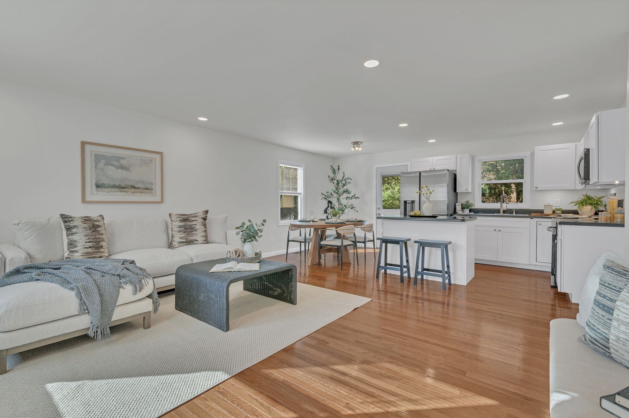 Photo of Listing #3015976