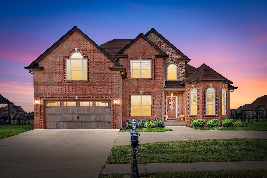 201 Josie Ln, Clarksville