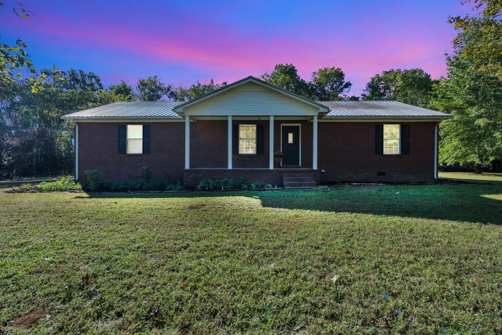 547 Busby Rd, Loretto