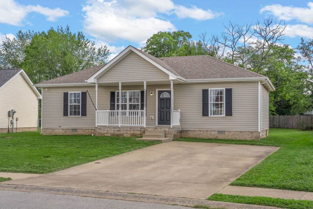 3441 Foxrun Ln, Clarksville