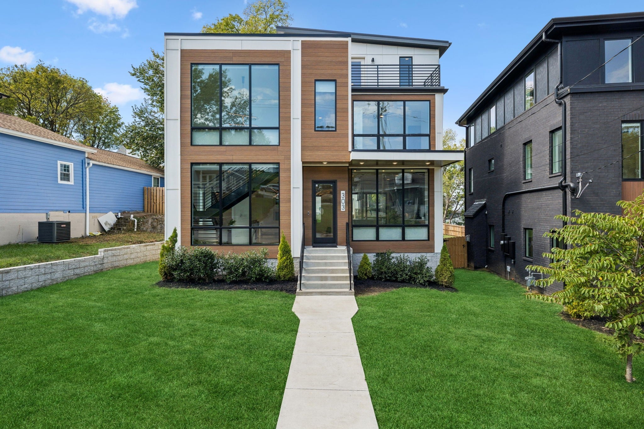 Photo of Listing #3017158