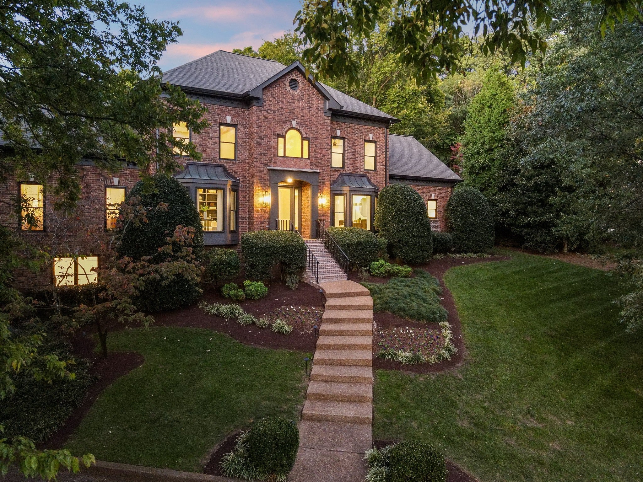 Photo of Listing #3017350