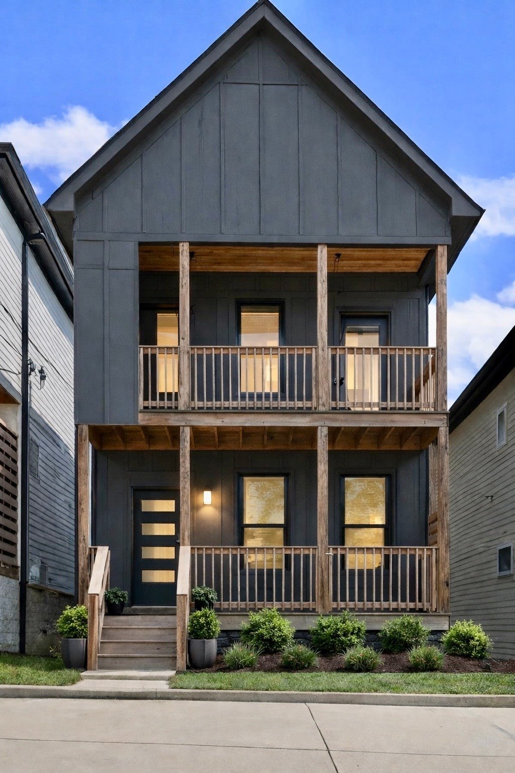 Photo of Listing #3017422