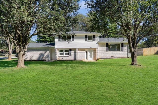 402 Holston Dr, Smyrna