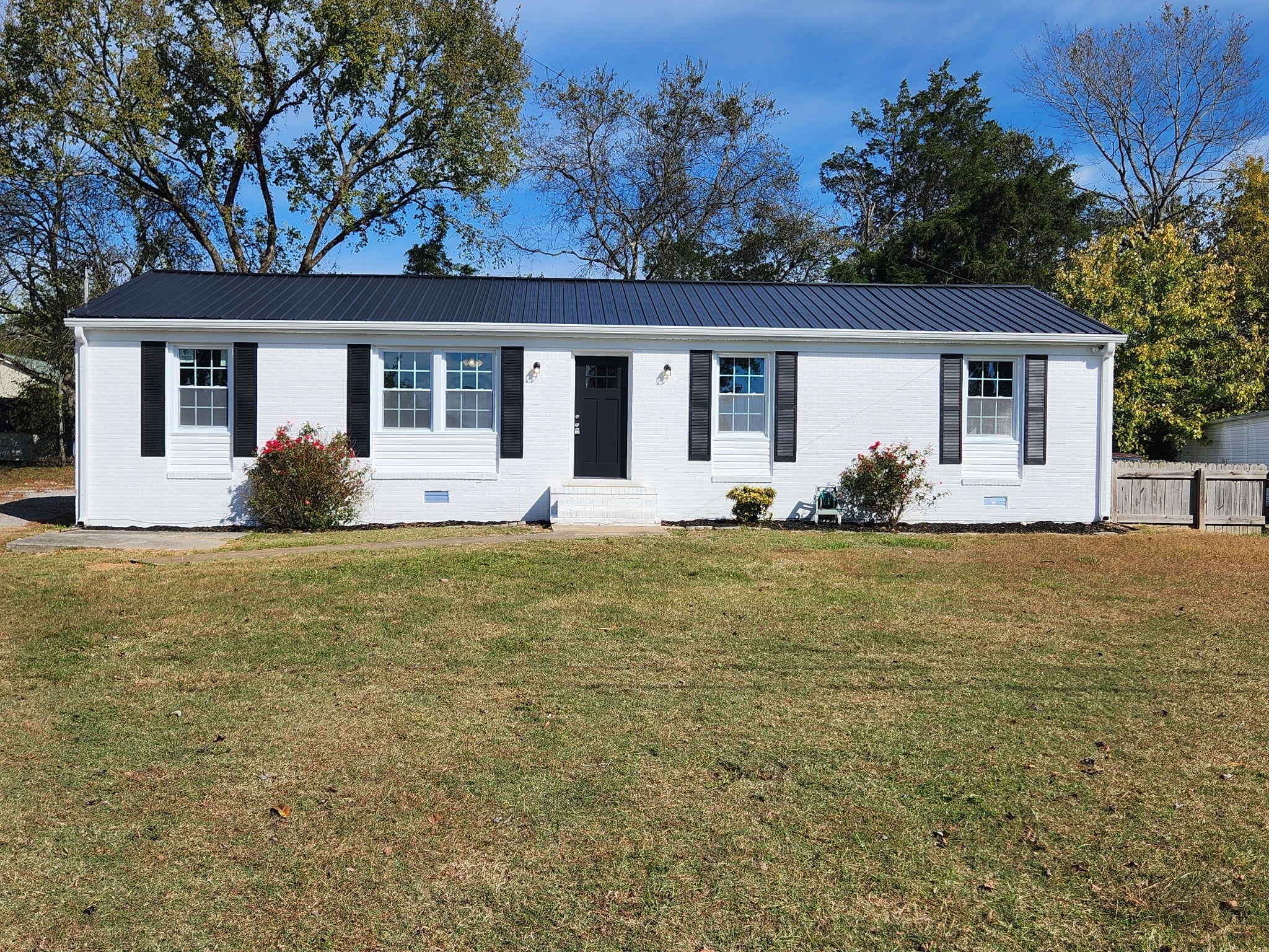 Photo of Listing #3017544