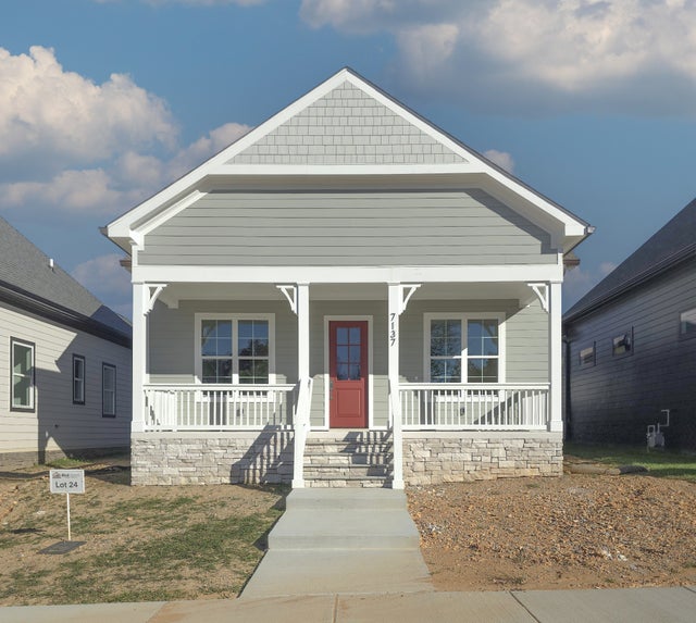 7137 Frances St, Fairview