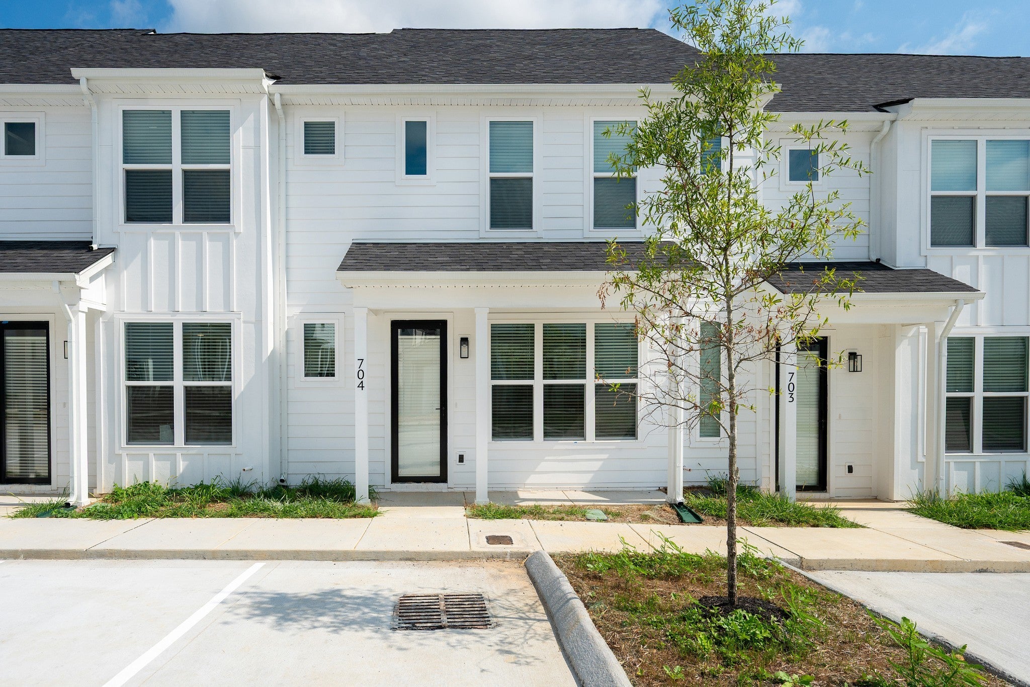 Photo of Listing #3017619