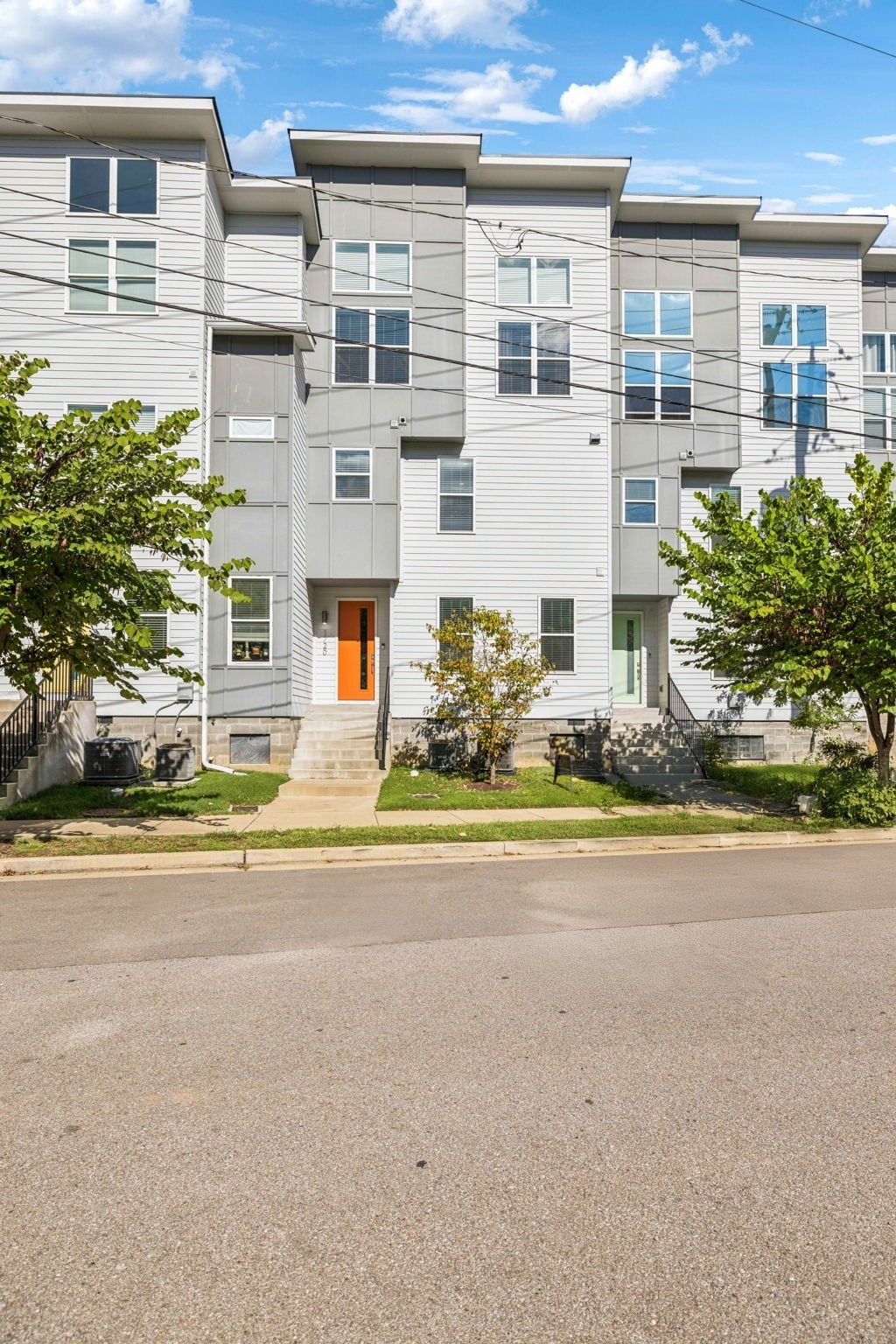 Photo of Listing #3017829