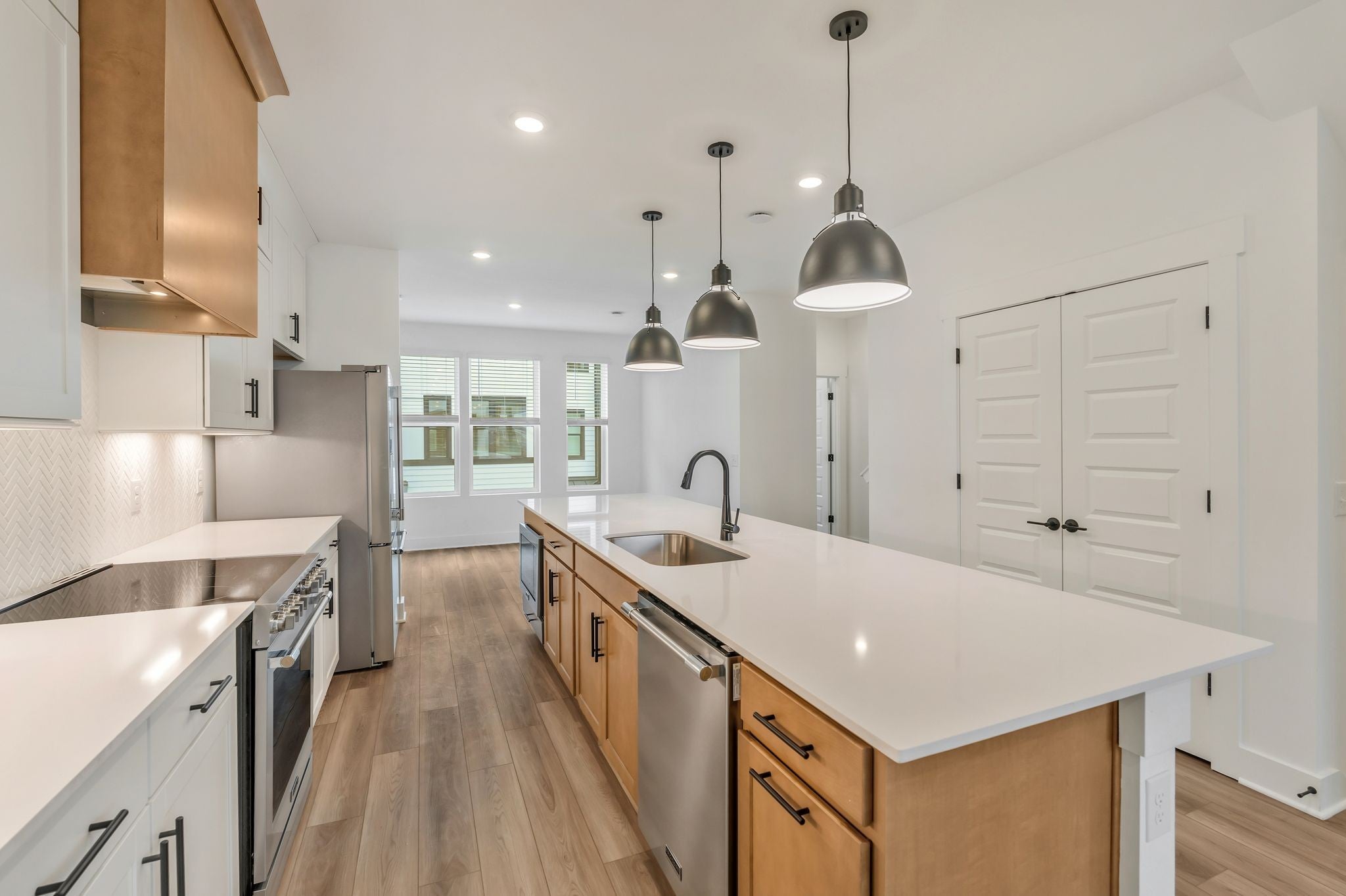 Photo of Listing #3017887