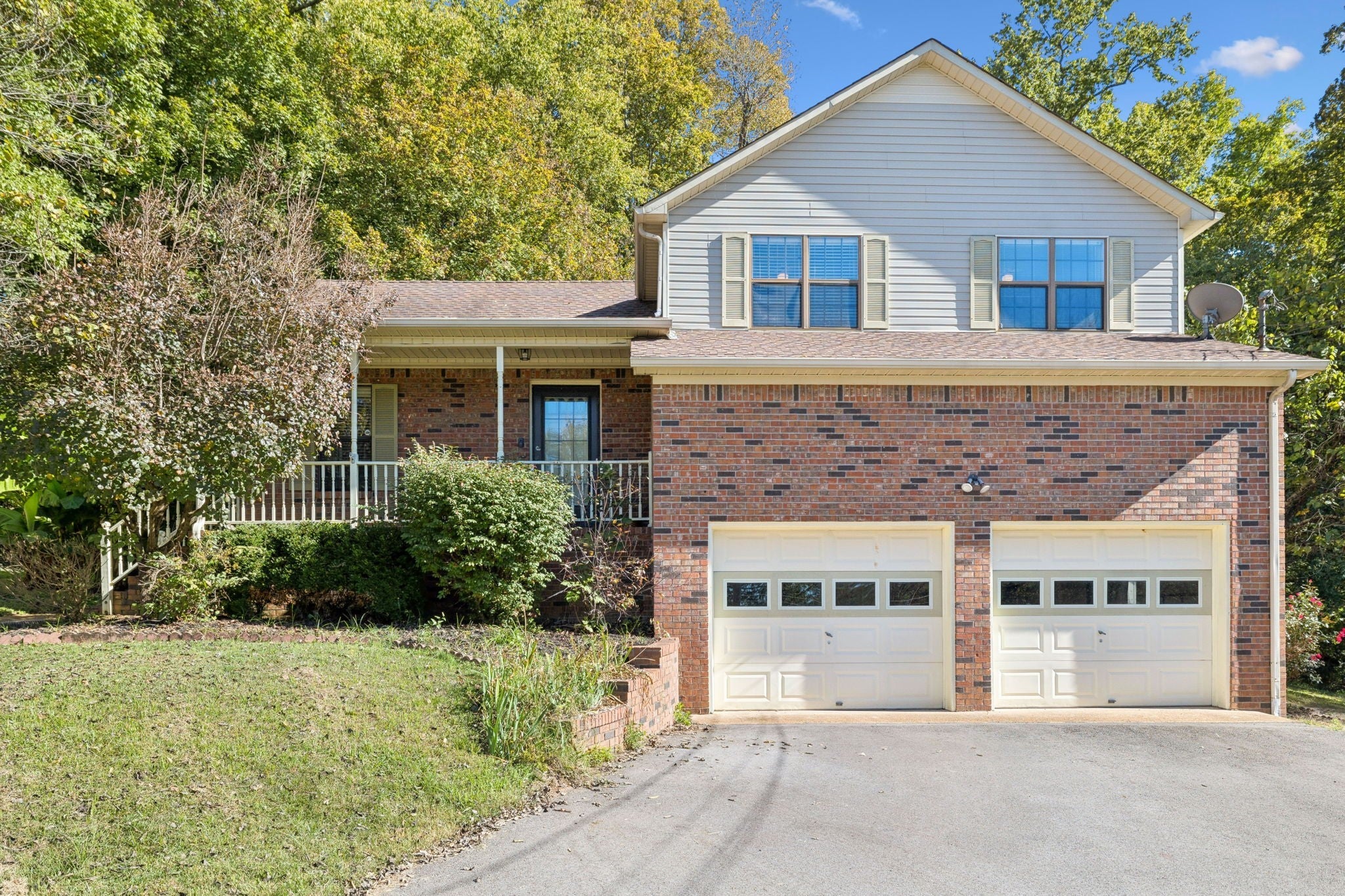 Photo of Listing #3017905