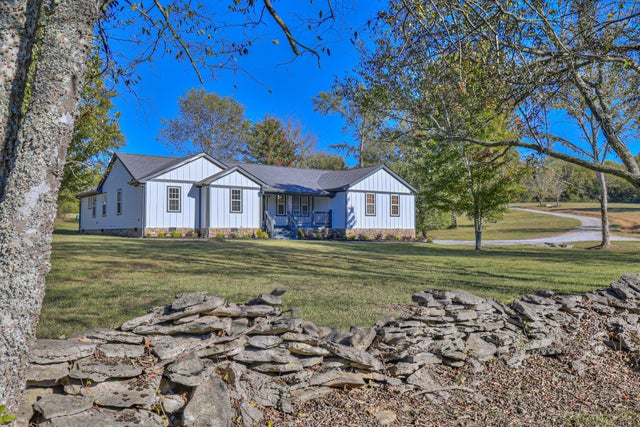 1380 Haley Rd, Watertown