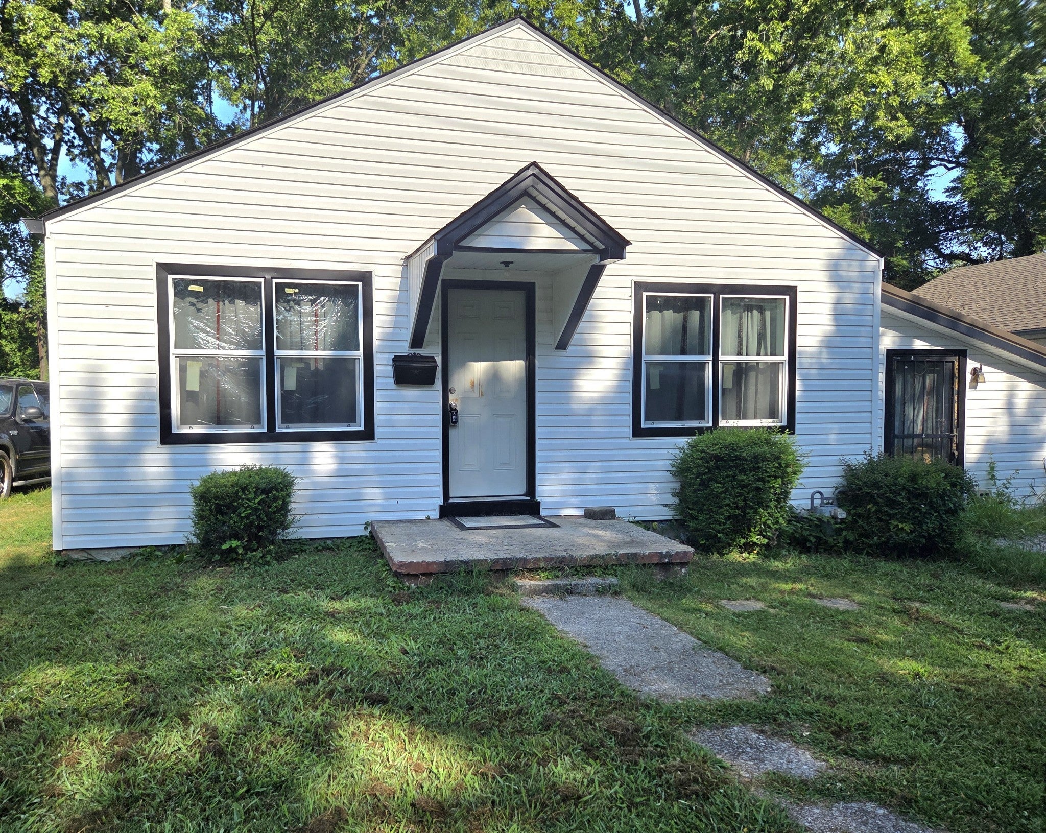 Photo of Listing #3018019