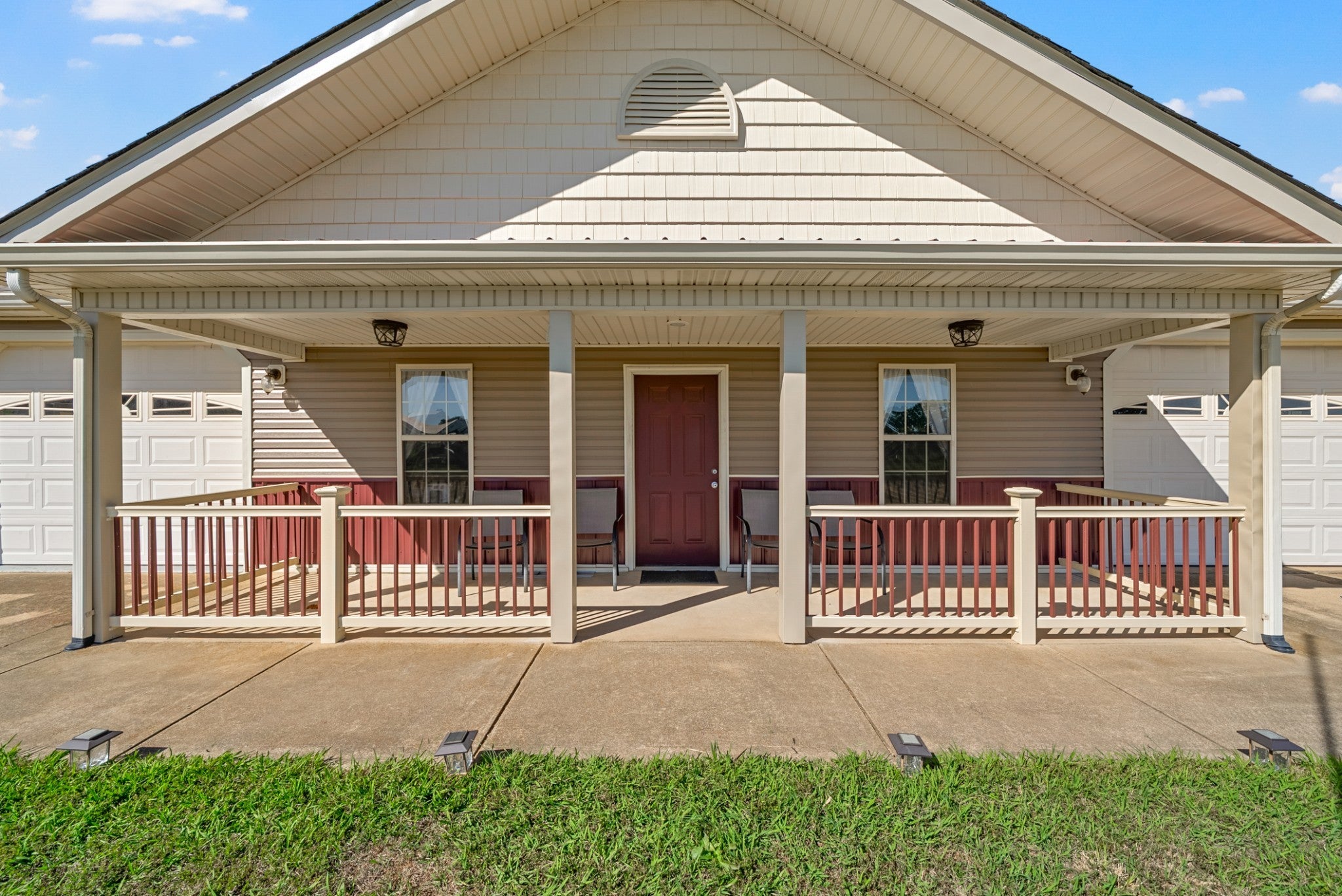 Photo of Listing #3018072