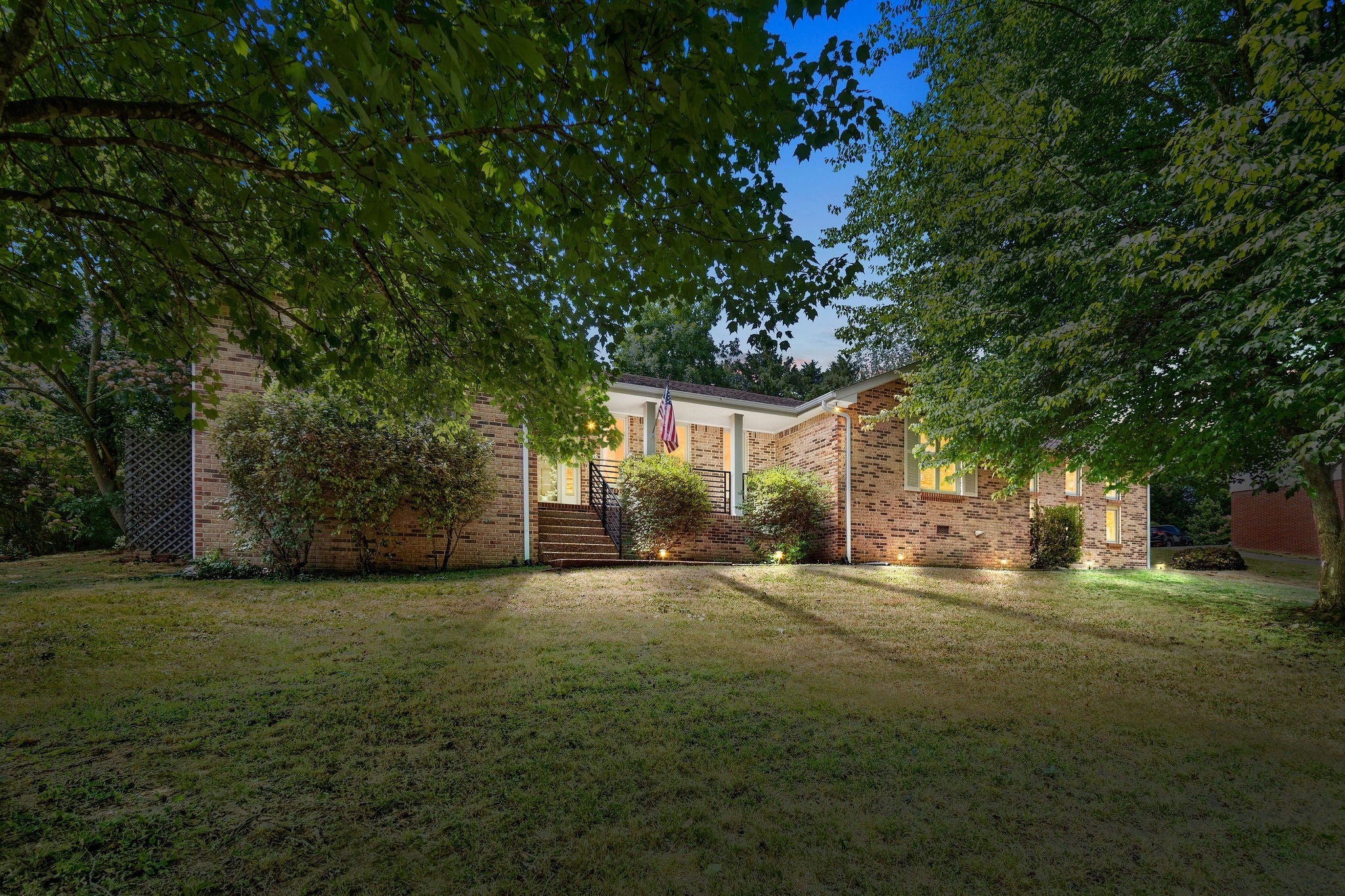 Photo for MLS 3018099 in 1606 Iroquois Rd Clarksville, TN - 37043