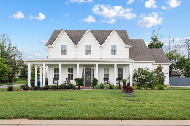 1302 Clarendon Ave, Murfreesboro