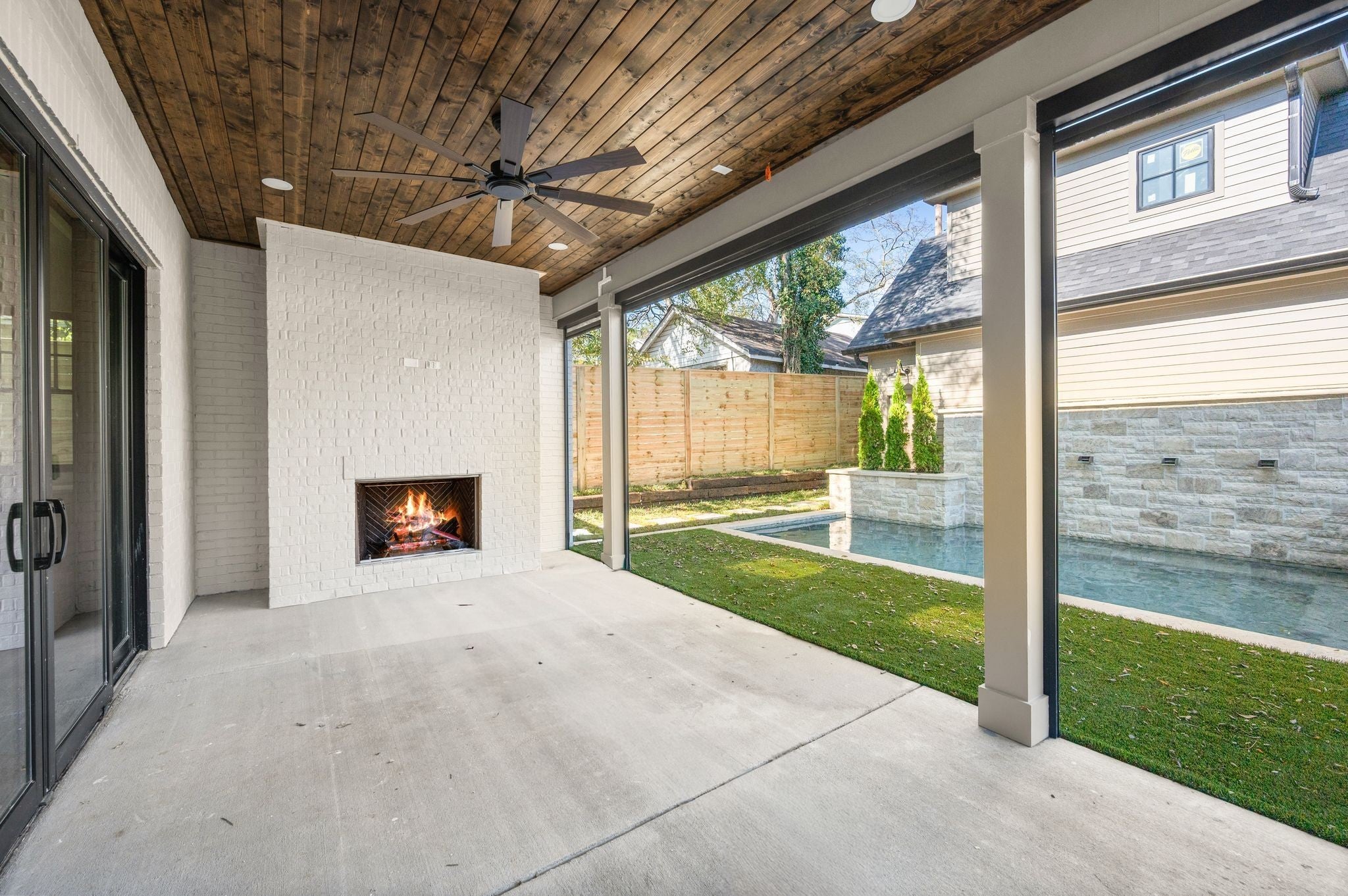 Photo of Listing #3018180